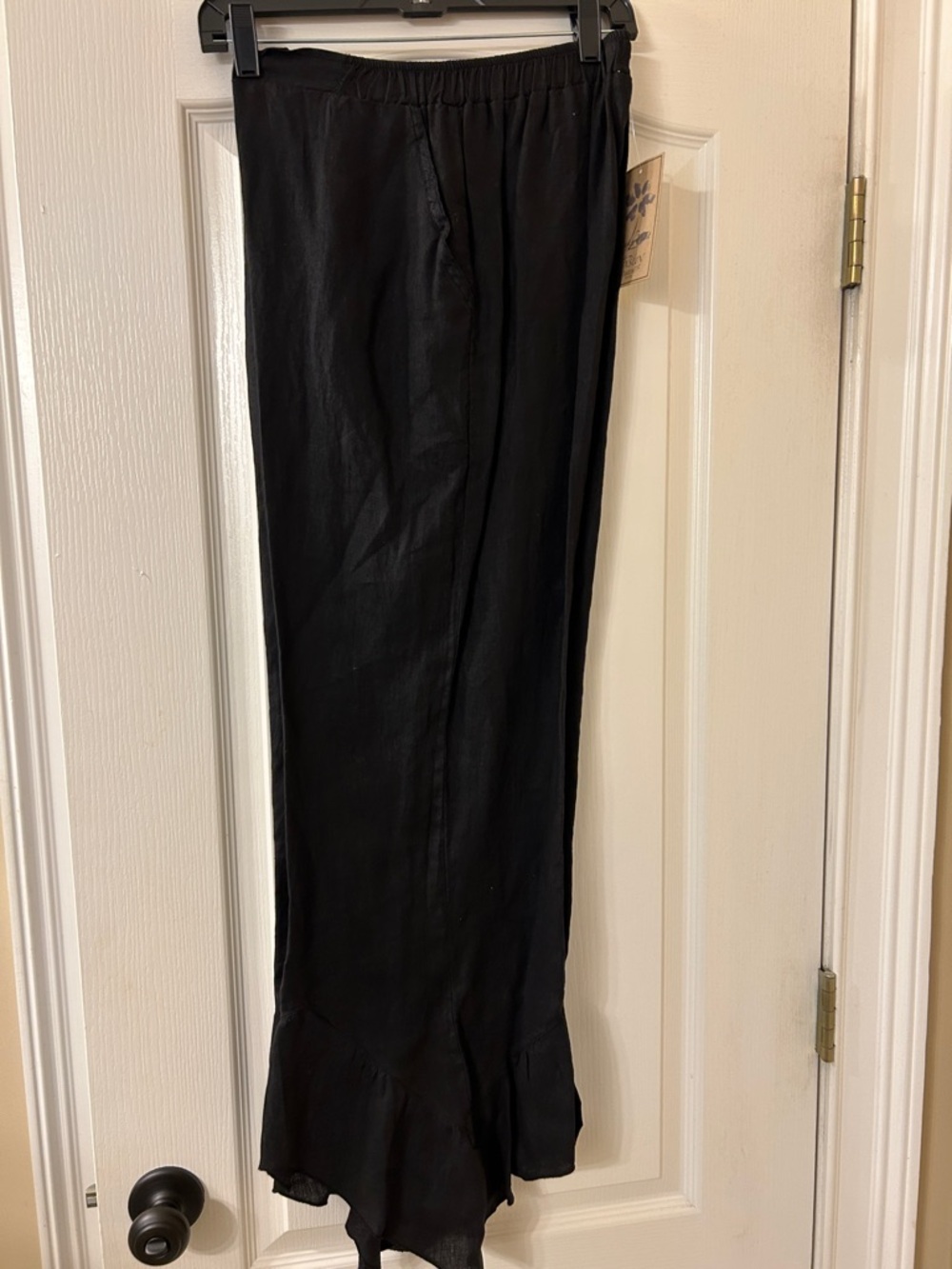 Match Point Black Elastic-Waist Ruffle-Hem Dress Pants